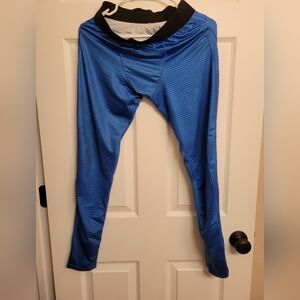 Blue houndstooth leggings